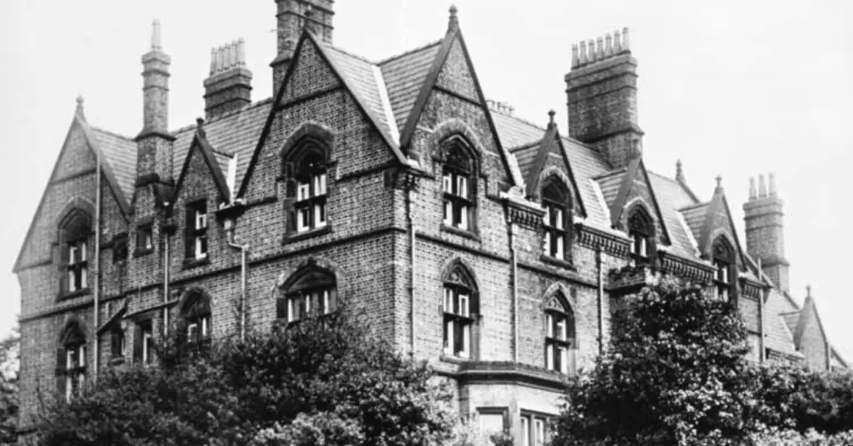 Is Strawberry Fields a real place? | Strawberry Field